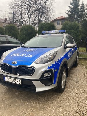 Nowy radiowóz dla Komisariatu Policji w Radoszycach