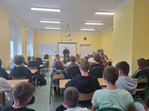 O bezpiecznych wakacjach z uczniami szkół podstawowych