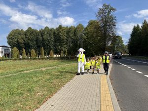 Bezpieczna droga do szkoły z przedszkolakami