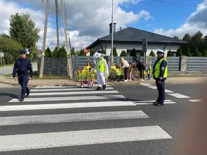 Bezpieczna droga do szkoły z przedszkolakami