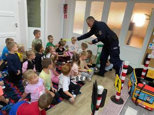 Bezpieczna droga do szkoły z przedszkolakami