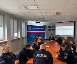 Spotkanie policjantów z kuratorami sądowymi