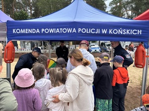 „Bezpieczne Wakacje w Sielpi” - z koneckimi policjantami